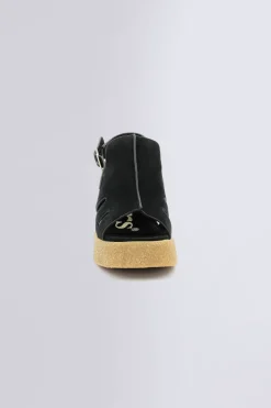 Kick Charlie Noir