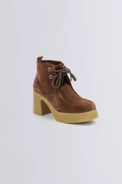 Kick Claire Marron