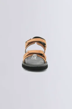 Kick Neos Camel