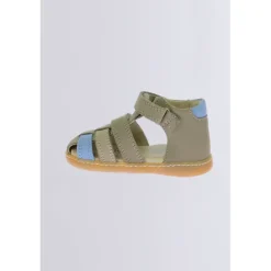 Kick pod Kaki
