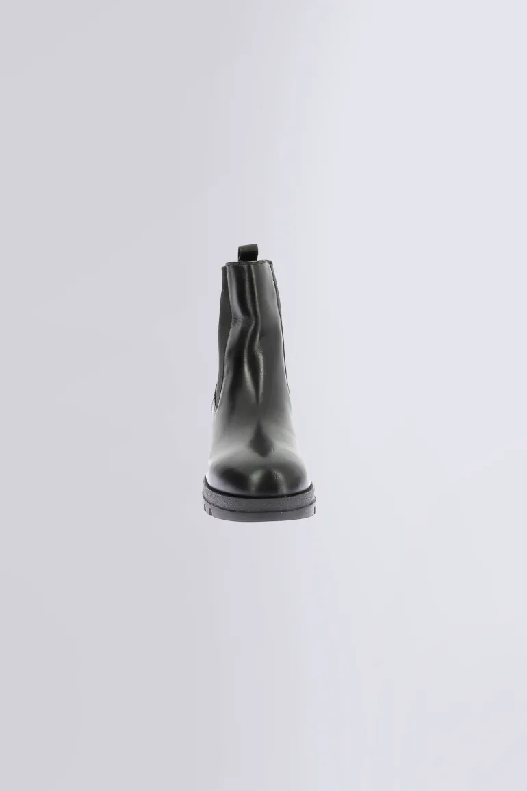 Kick Stretch Noir